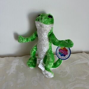 NWT Nanco Stuffed Gecko with Zipper Compartment Green & White Plush